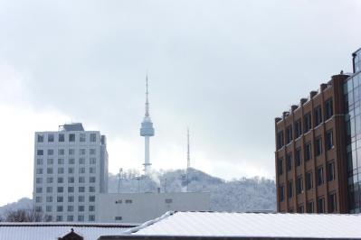 【最新 韓国旅行】ソウル 明洞聖堂の前にできたカフェが絶好のロケーション（サムネイル画像2）