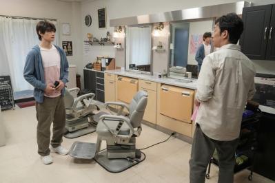 【おむすび】「サッチンはギャルやん」発言に腰がくだける。トンデモ理論でギャル魂を「むすんで」くるとは！（サムネイル画像3）