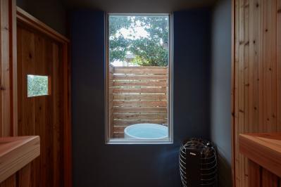 大人気のリゾート地・宮古島に誕生した一棟貸しの【VILLA OLOO（ヴィラ オールー）】。「まるでおしゃれな隠れ家！」と早くも話題に（サムネイル画像10）