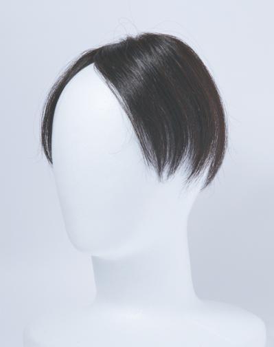 【分け目の白髪】の悩みはこれで解決！ 超コンパクトなのに優秀なウィッグを公開（サムネイル画像5）