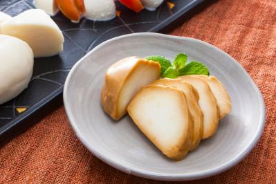 すっかりハマった醤油漬けの和風モッツァレラチーズ【料理家に人気のお取り寄せ】やさしい味のバターも