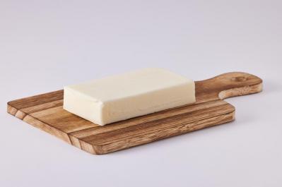 すっかりハマった醤油漬けの和風モッツァレラチーズ【料理家に人気のお取り寄せ】やさしい味のバターも（サムネイル画像5）