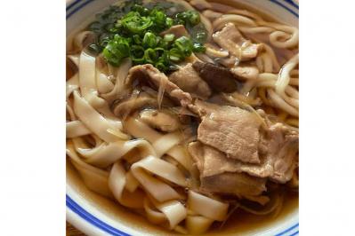 飛騨高山の宝物「味わい深いきしめん」【料理家に人気のお取り寄せ】フレンチのシェフが丹精込めたベーコンも