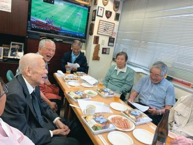 92歳、奇跡の現役ラガーマン。娘が明かす父がボケないたった一つの理由とは？（サムネイル画像3）