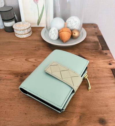 人気スタイリストはどう選ぶ？【スタイリスト愛用の財布】ブランドは？中身も拝見！（サムネイル画像5）