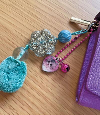 大人気占い師【イヴルルド遙華さん】に聞いた2025年のラッキーカラーとは？ 愛用の財布も公開（サムネイル画像4）