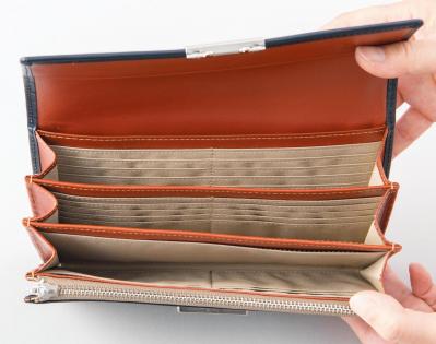 現金派におすすめの【長財布】6選。スタイリストが選ぶセンスのいいデザインとは？（サムネイル画像9）