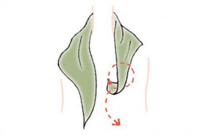 ガラリと雰囲気が変わる！【定番スカーフの巻き方2選】「2重ループノット」と「トライアングル」（サムネイル画像12）