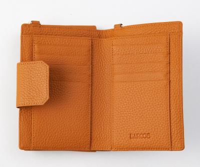 50代以上に便利！【ミニ財布＆スマホポシェット】人気スタイリストおすすめの5選（サムネイル画像7）