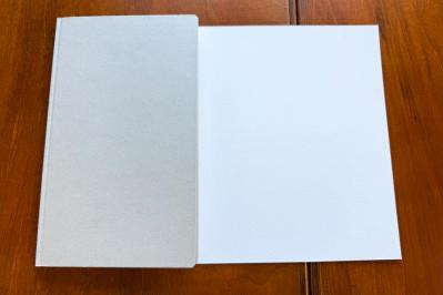 持ち運びたくなる【ノートブック】 三菱が開発「銀行用の筆記用紙」は張りとシャリ感が魅力！（サムネイル画像4）