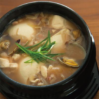 辛いのが苦手な人も食べられる【白いスンドゥブチゲ】予約のとれない韓国料理教室 ゼン ヒャンミ先生のレシピ（サムネイル画像4）