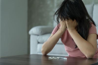 「買い物袋も開けず転売する日々…」夫の回復どころか、自身が買い物依存症に。異常な日常、その実態は？【田中紀子さんのターニングポイント#2】（サムネイル画像5）