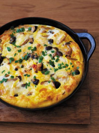 これさえあれば餃子もオムレツもプロの味！人気料理研究家・藤井恵さん愛用の【浅めの鉄鍋】とは？（サムネイル画像8）