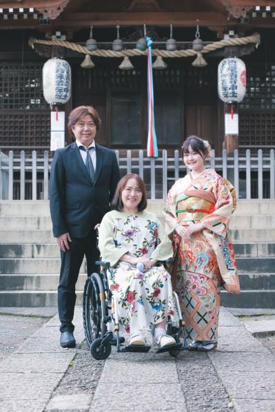 ジブリで人気を博した【井上あずみさん】「お尻丸出しの私をイケメン理学療法士さんが助けてくれました」脳出血で倒れても明るく生きるコツ（サムネイル画像5）