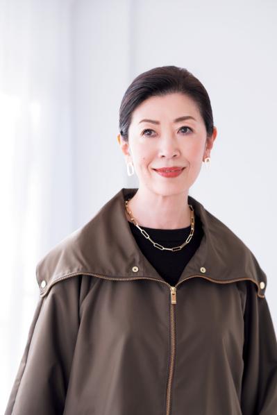 人気スタイリスト・岡部久仁子さんおすすめ！ 今風のシルエットになる【ショート丈の春アウター】3選（サムネイル画像5）