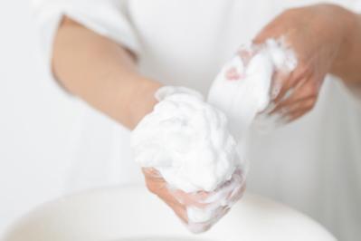 「メイクしない日は湯洗い」正解？不正解？あさイチにも出演！【奇跡の68歳】天野佳代子さんが語るクレンジングの重要性（サムネイル画像8）