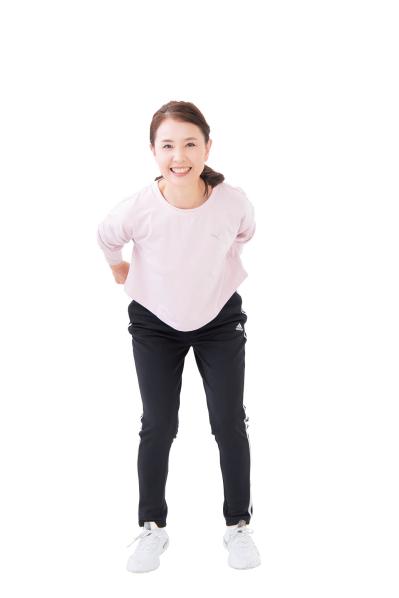 【デューク更家式】下半身の“ぴんしゃん”元気体操｜たった数分行うだけで正しい歩き方に（サムネイル画像14）