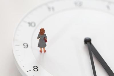 年金増額は命を懸けた賭け？　年金事務所で判明した追加納付はお得？　繰り下げはお得？　損益分岐点は何歳だ？定年後のシニア女子【年金の疑問】（サムネイル画像2）