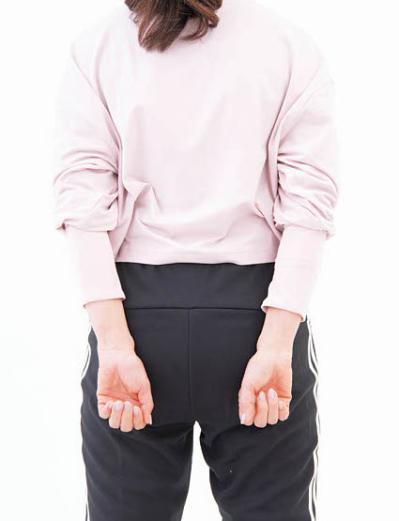 【デューク更家式】下半身の“ぴんしゃん”元気体操｜たった数分行うだけで正しい歩き方に（サムネイル画像6）
