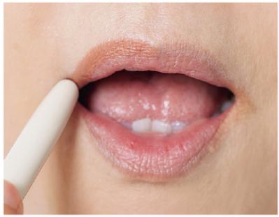 50代以上は必見！「ぽってり若い唇」を偽造するコツを、68歳の奇跡・天野佳代子さんが伝授（サムネイル画像5）