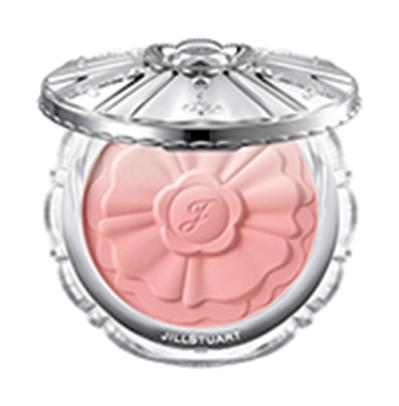 使わないのは本当に損！50代以上の顔に必須のチークの色は？「奇跡の68歳」天野佳代子さんが伝授（サムネイル画像3）