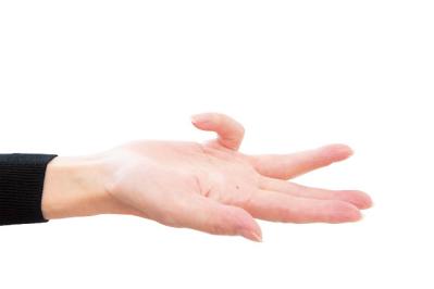 【デューク更家式】上・中半身の“ぴんしゃん”元気体操｜全身の可動域が広がり、いつもの行動が運動に変わる！（サムネイル画像22）