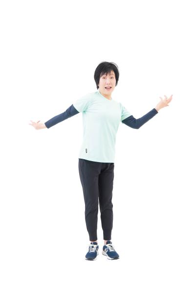 【デューク更家式】上・中半身の“ぴんしゃん”元気体操｜全身の可動域が広がり、いつもの行動が運動に変わる！（サムネイル画像21）