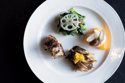 大磯から熱海【大人のひとり旅】どこへ行く？ 人気料理家の気ままな電車旅（サムネイル画像12）