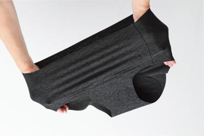 お出かけが多くなる時期の必須！大人気の【吸水ショーツ】が数量限定で500円OFF！！（サムネイル画像4）