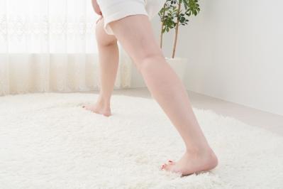 【足のアーチ崩れのセルフケア】短時間でできる簡単ストレッチ＆おすすめアイテム3選