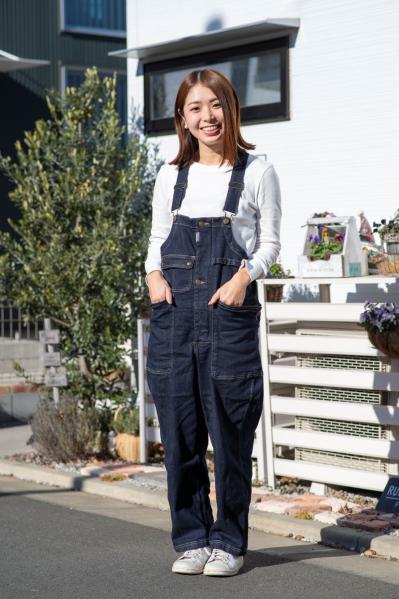 大好きな園芸作業は快適なアイテムで！機能性にすぐれ、デザイン性も高い、万能サロペット（サムネイル画像2）