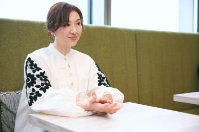 「フリーマーケットで子供服を売ってお小遣いに…」役者の夫との結婚。父に問われた幸せの本質とは？【赤間麻里子さんのターニングポイント＃5】（サムネイル画像3）