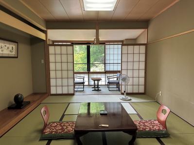 【中道あんさん】初めて宿坊に宿泊、その満足度は？ お気に入りの京都の宿も紹介（サムネイル画像7）