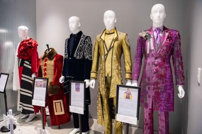 【山内惠介さん】椎名林檎さんに楽曲提供を依頼!? デビュー25周年特別企画展で語ったこととは？（サムネイル画像3）