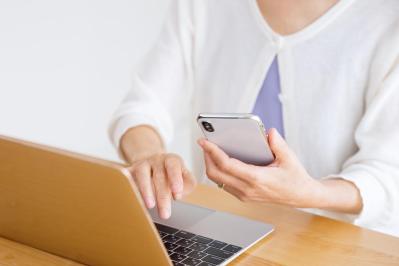 「普段は疑い深いのに、簡単に信じてしまう…」投資詐欺に合いやすいシニアの傾向とは？（サムネイル画像3）