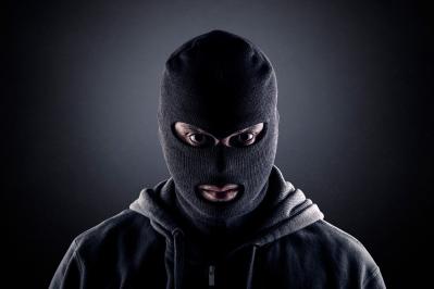 江戸川乱歩の『怪人二十面相』あらすじ紹介。驚異の名探偵 明智小五郎と怪盗の対決！