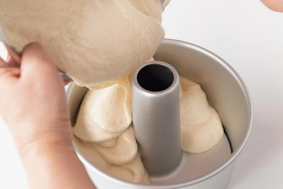 ダイエット中でも食べられる！オイルなし！？なのにふんわり！米粉×豆乳のやさしいシフォンケーキ（サムネイル画像21）