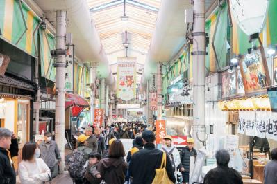 金沢旅のしめくくりは北陸ならではの「回転寿司」【桜井かおりさん】の金沢1泊2日に密着！（サムネイル画像8）
