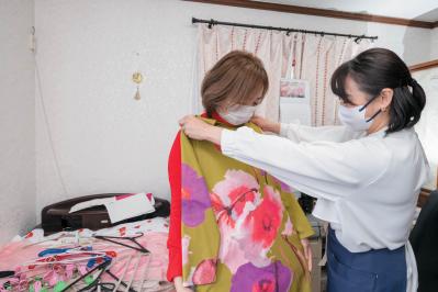 クローゼットの収納で“残すもの、手放すもの”の選び方とは？｜整理収納アドバイザー【中山真由美さん】直伝（サムネイル画像5）