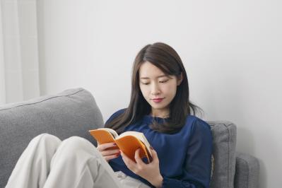 芥川竜之介の『芥川竜之介歌集』あらすじ紹介。芥川の名短歌を解剖！珠玉の言葉が魅せる世界