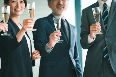 社会は地獄だったの？同窓会で見たエリート男性陣の老けっぷりにドン引き【みんなの同窓会体験記#3】（サムネイル画像）