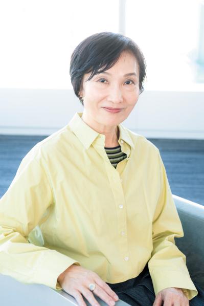 「若いコと、おばさんの服はあるのに、 私たちの着る服がない！」【60代・読者モデル】の本音トーク（サムネイル画像5）