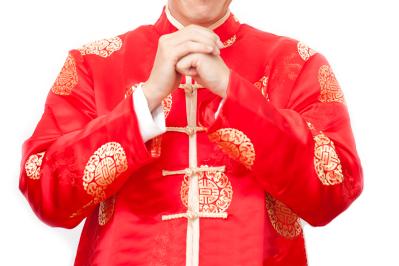 魯迅の『孔乙己』あらすじ紹介。時代に翻弄され、人々の笑いの対象にされた一人の男の物語