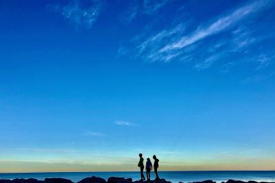 太宰治の『兄たち』あらすじ紹介。父を亡くした兄弟の絆と孤独