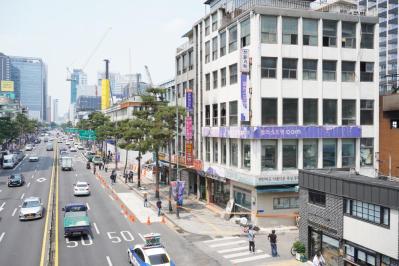 【2025最新 韓国旅行】広蔵市場にスターバックスがオープン！ ここでしか買えない限定アイテムも発売（サムネイル画像16）