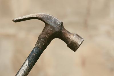 【戦後80年に読みたい小説】太宰治の『トカトントン』あらすじ紹介。葛藤と虚無の謎に迫る！