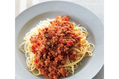ダイエット中のパスタはこれ一択！低カロリーなのに高たんぱく「大豆ミートの ミートソース スパゲッティ」レシピ
