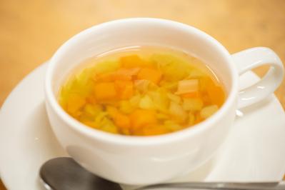 【落合恵子さん・80歳の今】元気の源「ファイトケミカルスープ」とは？抗がん作用や免疫力アップなど、医師もすすめるその秘密（サムネイル画像2）