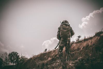 坂口安吾の『もう軍備はいらない』あらすじ紹介。地獄を知るからこそ語れる戦争回避の真理