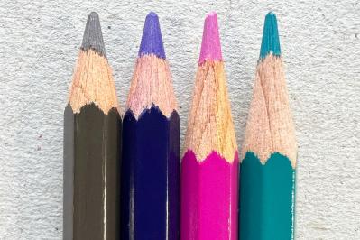 ロングセラーの【水溶性色鉛筆】で楽しむ！大人の塗り絵の世界（サムネイル画像3）